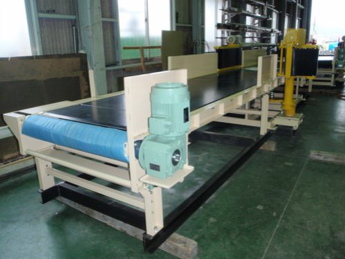 振分けコンベア